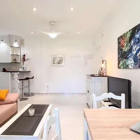 Apartment Immaculate 2-bed In *